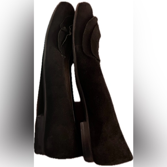 Woman’s suede black shoes ruffle size 6 - Picture 8 of 10